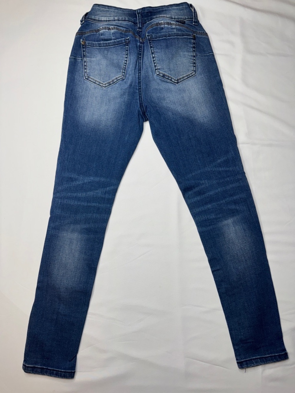 Butt I Love You Wax Jean Skinny Medium Wash Stretch Jeans Size 3 - Picture 8 of 8